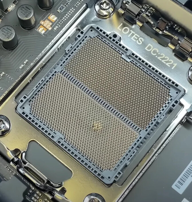 AMD Ryzen 7000X3D - Jest kilka przypadków spalonych procesorów. Wśród przyczyn wymienia się wadliwy BIOS [3]