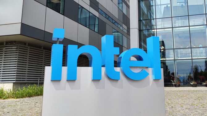 Intel z największą stratą w historii kwartalnych wyników finansowych. Odnotowano duży spadek przychodów [1]