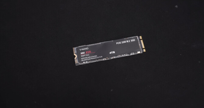 Znany overclocker zakupił podrobione dyski SSD Samsunga. Jak przedstawia się ich wydajność? [2]