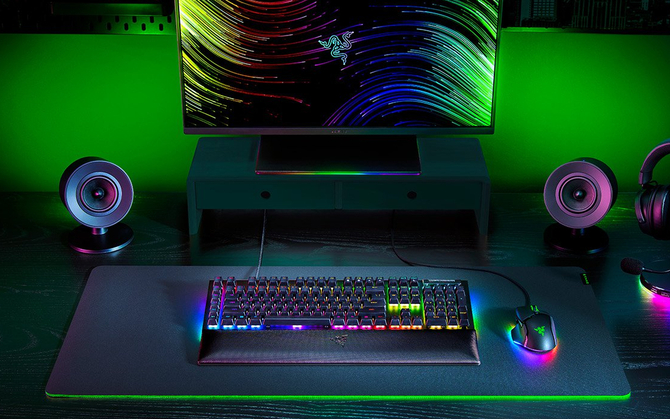 Razer BlackWidow V4 i BlackWidow V4 X - kolejne modele klawiatur mechanicznych z flagowej serii. Niższa cena i podobne możliwości [1]