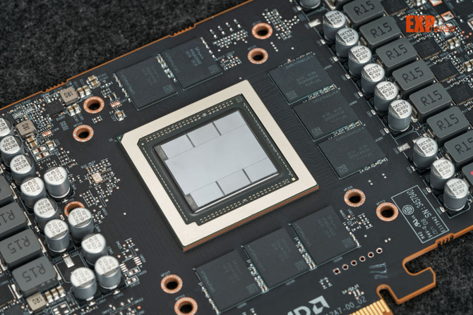 AMD Radeon RX 7900 GRE - premiera karty graficznej. Oznaczenie RX 7800 XT byłoby chyba bardziej adekwatne [4]