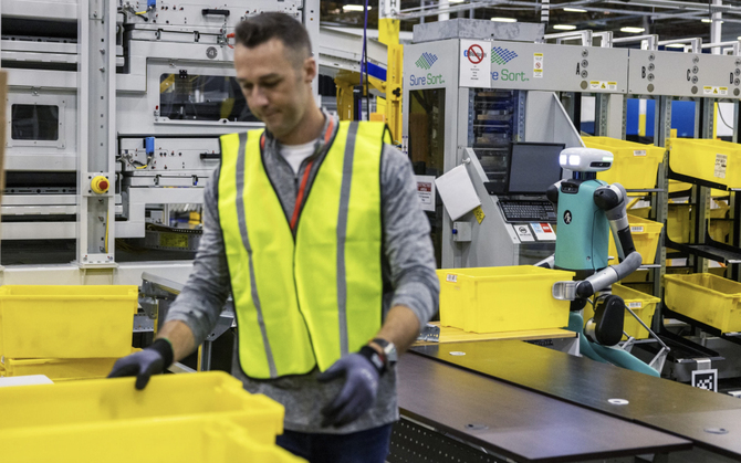 Amazon - roboty humanoidalne zaczynają współpracę z ludźmi. Przyszłość rysuje się bardzo ciekawie, choć nie dla wszystkich [3]