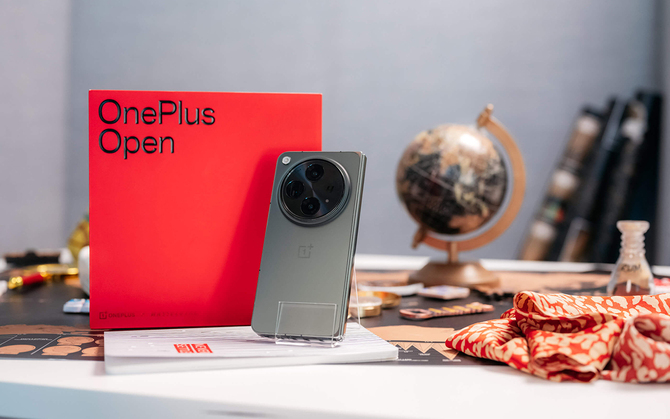 OnePlus Open - składany smartfon, który oferuje ekran AMOLED ProXDR i najwytrzymalszy zawias na rynku [6]