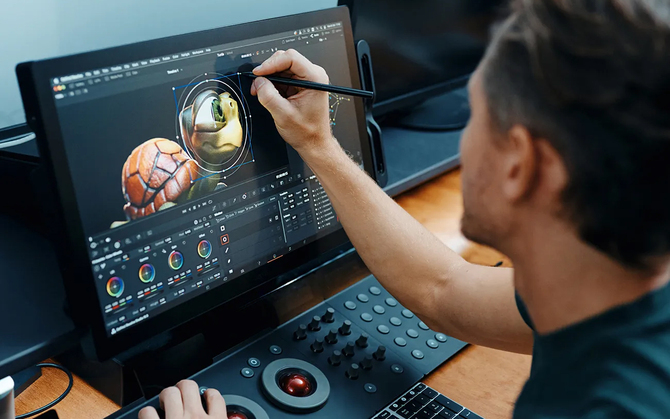 Wacom Cintiq Pro - seria powiększa się o dwa nowe tablety graficzne, które oferują ekrany 4K z wysokim odświeżaniem [2]