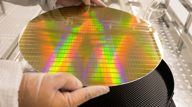 Samsung chce przyciągnąć klientów za sprawą obniżek cen wafli, które będą bazą dla chipów wykonanych w procesie 2 nm [1]