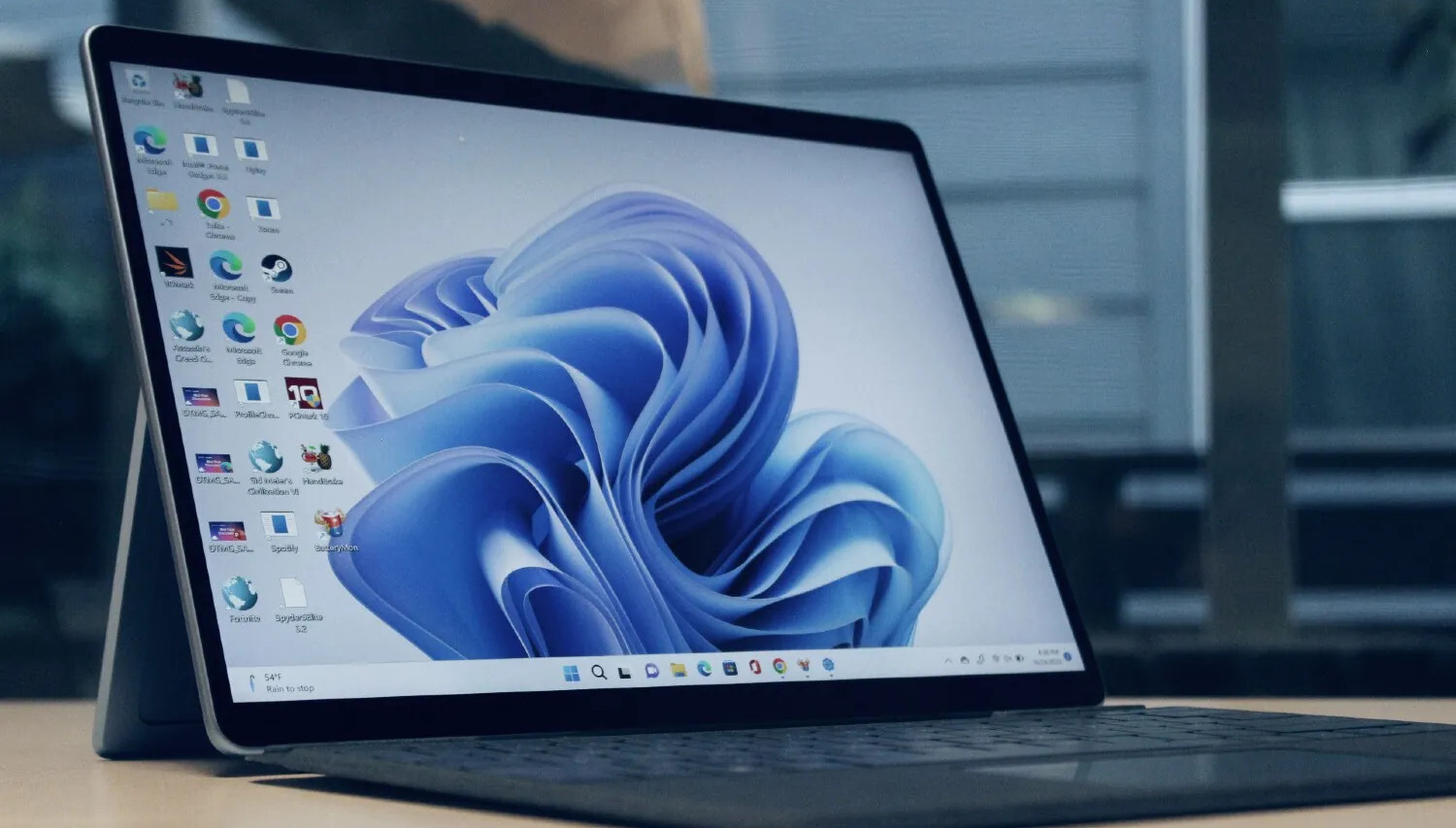 Microsoft Surface Pro 10 i Surface Laptop 6 mają zadebiutować w 2024