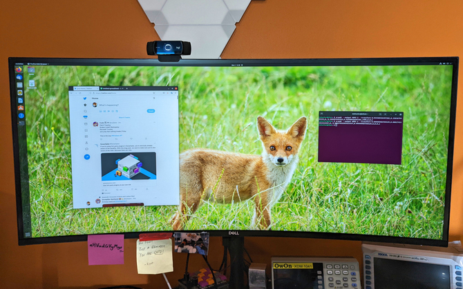 Używanie monitora w trybie diagonalnym jest możliwe jedynie na Linuksie. Windows i macOS są ograniczone w tym aspekcie [1]