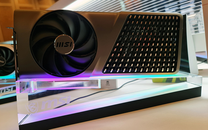 MSI GeForce RTX 4080 SUPER 16G EXPERT - niereferencyjny model karty graficznej wprost z targów CES 2024 [1]