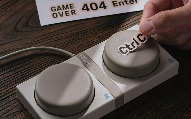 8BitDo przywraca legendarną serię klawiatur Model M do świata żywych. Nowa klawiatura mechaniczna w klasycznym wydaniu [7]