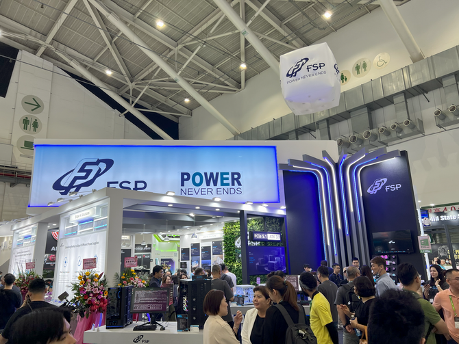 FSP Computex 2024 - Nowe systemy chłodzenia, obudowy, zasilacze i wentylatory z wyświetlaczem LCD [nc1]
