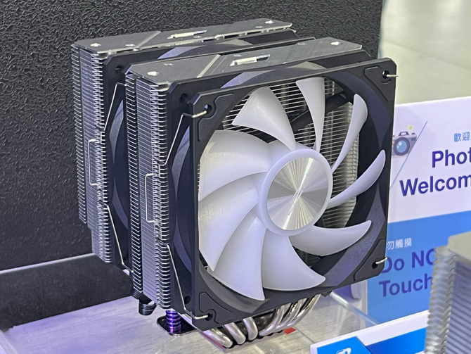FSP Computex 2024 - Nowe systemy chłodzenia, obudowy, zasilacze i wentylatory z wyświetlaczem LCD [nc1]