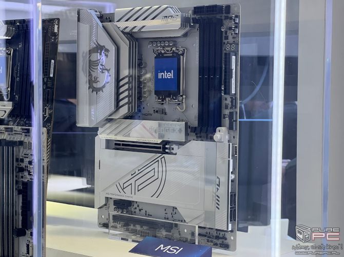 Tak wyglądają nowe płyty główne na chipsecie Z890 dla nadchodzących procesorów Intel Core Ultra 200 z rodziny Alder Lake [nc1]