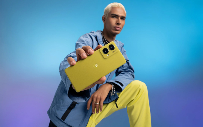 Motorola moto g85 5G - nowy smartfon z zakrzywionym ekranem pOLED i 12 GB RAM. Potencjał został zabity przez słaby procesor [4]