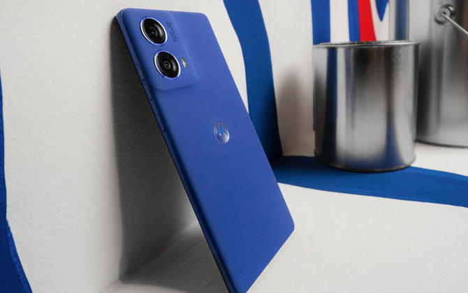 Motorola moto g85 5G - nowy smartfon z zakrzywionym ekranem pOLED i 12 GB RAM. Potencjał został zabity przez słaby procesor [3]