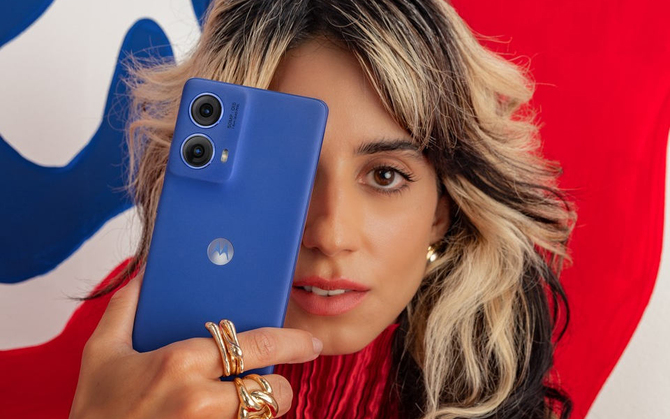 Motorola moto g85 5G - nowy smartfon z zakrzywionym ekranem pOLED i 12 GB RAM. Potencjał został zabity przez słaby procesor [2]