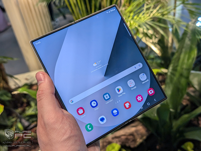 Samsung Galaxy Z Fold6 - debiut składanego smartfona. Ekrany Dynamic AMOLED 2X, lepszy wygląd i niższe ceny [8]