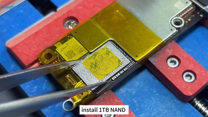 Zamiana 128 GB na 1 TB pamięci w iPhonie 16 Pro jest możliwa, choć nie każdy będzie w stanie podołać temu zadaniu [8]