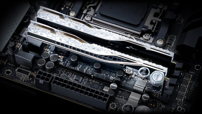 G.SKILL mocno podkręca swoje moduły Trident Z5 Royal Neo. To pokaz możliwości płyt głównych z chipsetem X870E [1]