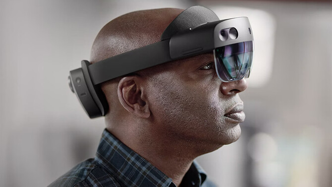 Microsoft HoloLens 2 - zakończono produkcję sprzętu do rzeczywistości rozszerzonej. Podano też datę końca wsparcia [1]