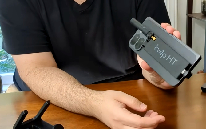 Korzystaj ze smartfona z Androidem jak z radia VHF. Nowy projekt kv4p HT umożliwi Ci to niewielkim kosztem [2]