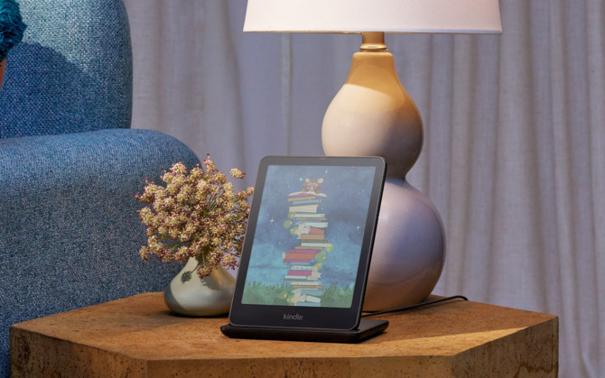 Nowe czytniki e-booków z serii Amazon Kindle. Wśród nich pierwszy model z kolorowym ekranem i lepszy Kindle Scribe [3]