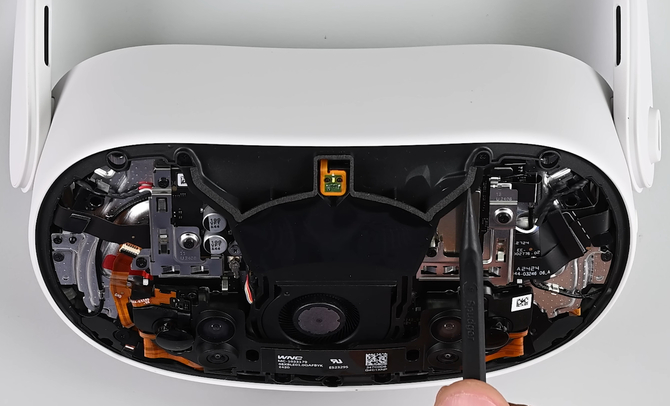 Meta Quest 3S - nowe gogle VR od środka. Wiemy, ile ta nowość ma wspólnego z popularną wersją Quest 2  [5]