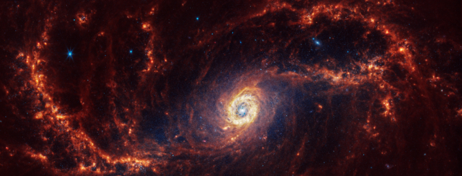 Teleskop Hubble'a przedstawia galaktykę NGC 1672 i jej gasnącą supernową. NASA publikuje bardzo szczegółowe zdjęcie [nc3]