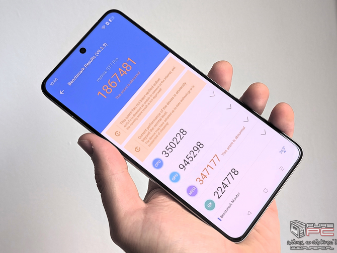 Smartfon realme GT 7 Pro z układem Qualcomm Snapdragon 8 Elite jest już w naszych rękach. Oto pierwsze wrażenia [nc1]