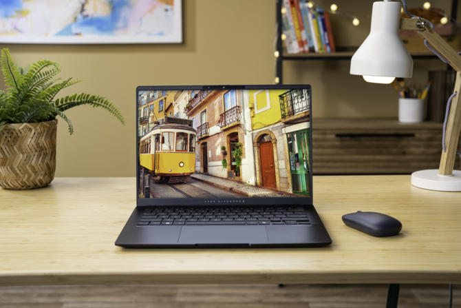 ASUS Vivobook S 14 S5406SA to ultrabook idealny. Dobry procesor, znakomity ekran OLED oraz rozsądna cena [1]