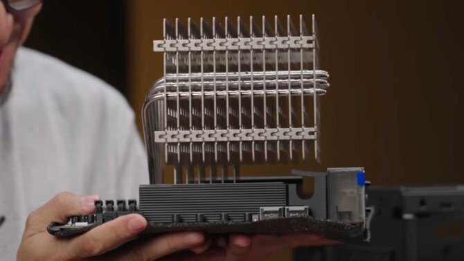 ASUS udowadnia, że procesor AMD Ryzen 9 9950X może być chłodzony wyłącznie za pomocą radiatora [4]