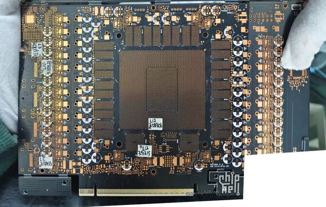 NVIDIA GeForce RTX 5090 - Sfotografowano masywny rdzeń Blackwell GB202 oraz płytkę PCB dla topowej karty graficznej [3]