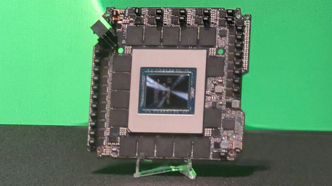 NVIDIA GeForce RTX 5090 FE będzie zgodne ze standardem SFF-Ready. To jedyny flagowiec, który spełnia wymogi [2]
