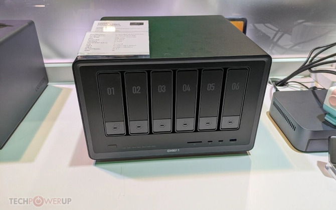 UGREEN prezentuje NASync AI NAS oraz ładowarkę o mocy 500 W dla laptopów i smartfonów na targach CES 2025 [2]