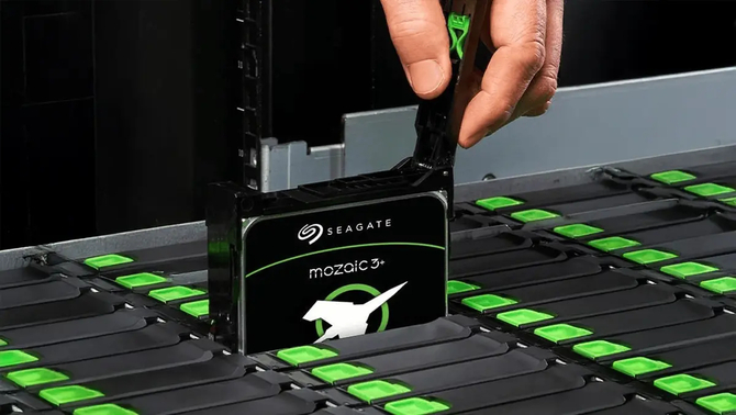 Seagate spodziewa się gigantycznego wzrostu zapotrzebowania na przestrzeń dyskową. Odpowiedzią mają być nowatorskie HDD [1]