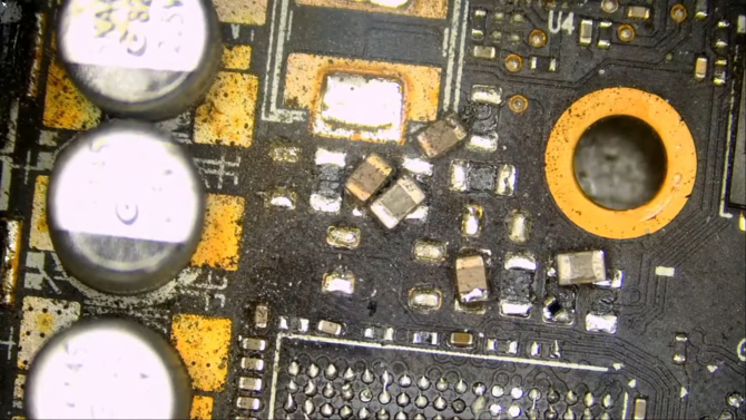 Do serwisu komputerowego trafił używany GeForce RTX 3090. Prawda o nim okazała się niezwykle zaskakująca [4]