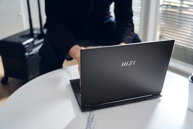 MSI Commercial 14H - energooszczędny laptop MSI dla biznesu z procesorem Intel Core i technologią vPro [3]