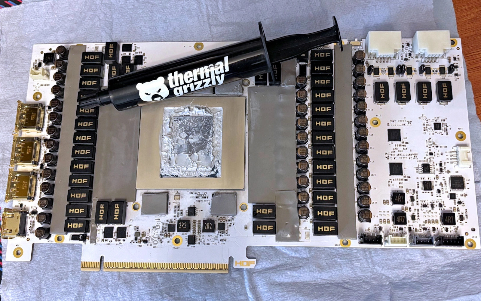 GALAX GeForce RTX 5090 D HOF XOC - karta graficzna, która pobiła