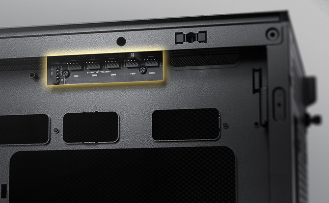 Antec FLUX SE - obudowa Mid Tower z drewnianym akcentem, która oferuje 5 wentylatorów i wygłuszające panele boczne [9]