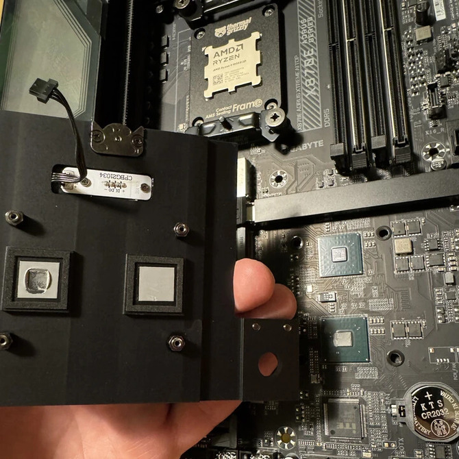 Gigabyte X870E AORUS XTREME AI TOP - użytkownicy zgłaszają bardzo wysoką temperaturę chipsetu. Palący problem producenta [2]