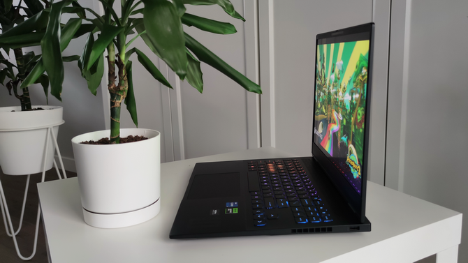 Jakiego gamingowego laptopa wybrać? Sprawdzamy eleganckie modele OMEN Transcend kopia [nc1]