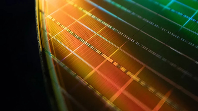 Ferroelectric Memory wraz z Neumonda podejmują wysiłek komercjalizacji pamięci DRAM+, łączącej zalety SSD i RAM [1]