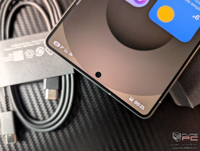 Smartfony iPhone 17 Pro i Pro Max jednak bez antyrefleksyjnej powłoki ekranu. Flagowce Samsunga nadal pozostaną wyjątkowe [3]