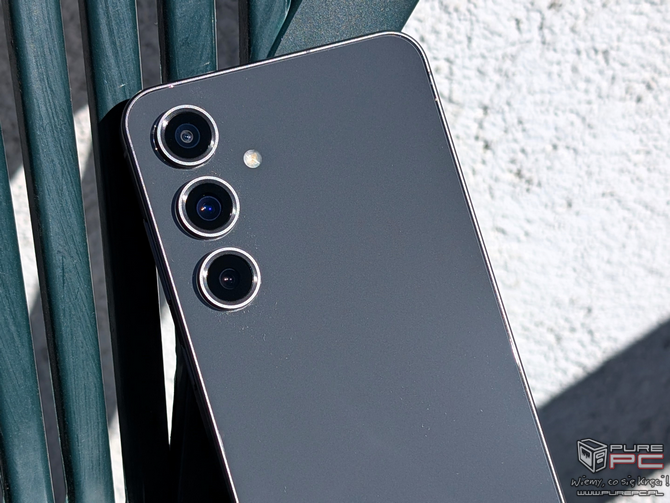 Samsung Galaxy S25 FE będzie bardzo podobny do poprzednika. Możemy oczekiwać jedynie kilku drobnych ulepszeń [1]
