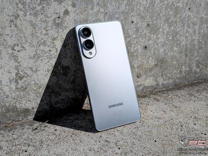 Samsung tłumaczy się z wyboru baterii dla modelu Galaxy S25 Edge. Kluczowy okazał się Snapdragon 8 Elite z agentową AI [1]