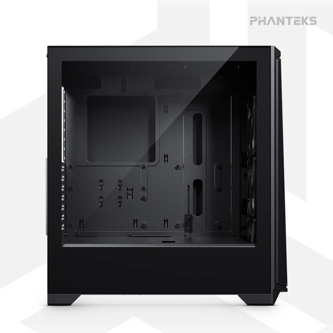Phanteks Eclipse G370A to budżetowa obudowa, która oferuje filtry przeciwkurzowe i fabryczne wentylatory oraz wspiera AiO 360 mm  [3]