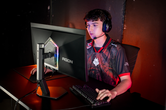 AOC AGON PRO AG276QKD2 - Pełna specyfikacja monitora QD-OLED 500 Hz dla graczy. Polska zapowiedź i cena urządzenia [1]