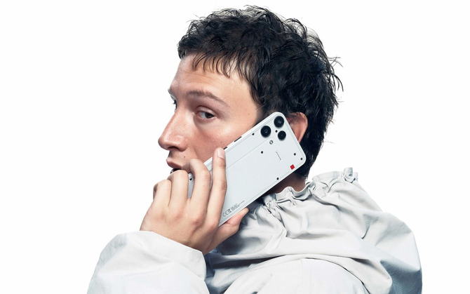 Premiera Nothing Phone (3a) Lite - smartfon o oryginalnym wyglądzie. Glyph Light, Dimensity 7300 Pro i długie wsparcie [3]