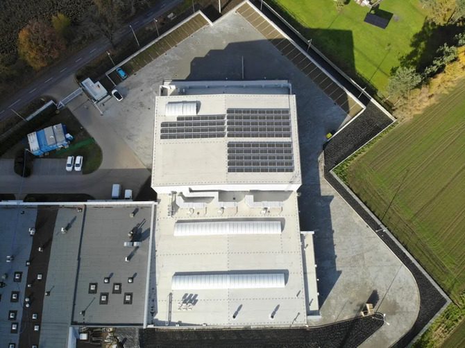 GOODRAM DC25F to nowy dysk SSD PCIe 5.0 o imponującej pojemności. 122,88 TB w jednym nośniku dla centrów danych [2]