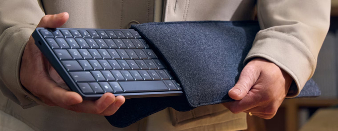 HP EliteBoard G1a - komputer, który mieści się w klawiaturze. Procesory z serii AMD Ryzen AI 300, DDR5 i Windows 11 [7]