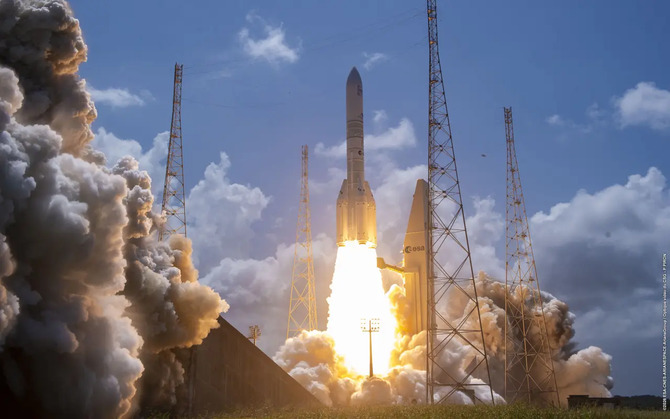 Bezos miał własną rakietę, ale to Europa dzięki Ariane 64 uratowała mu biznes kosmiczny, wynosząc 32 satelity Amazon Leo [1]